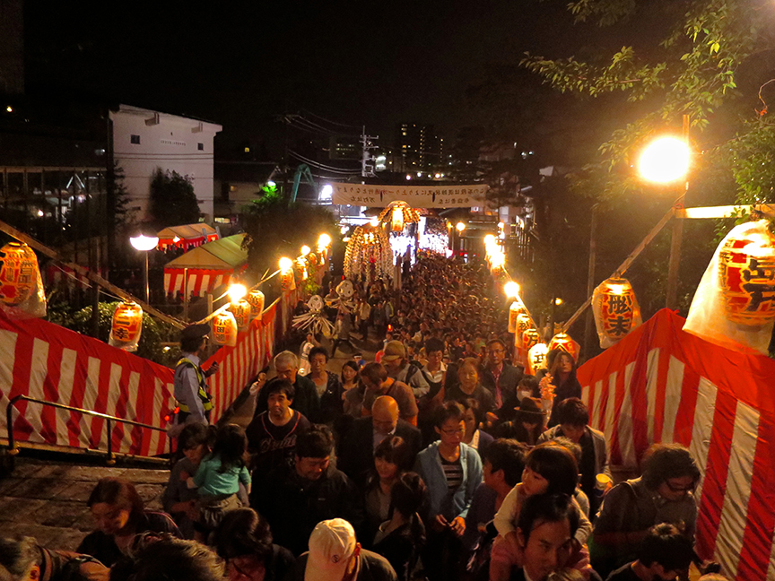 Not surprisingly, a festival of 10,000 lanterns also attracts thousands and thousands of people. This is the view from the stairs you climb to get to the temple.