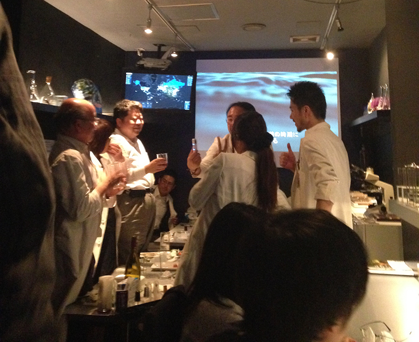 After donning one of the bar's collection of white coats, you can peer into a nearby microscope to ponder whether you're seeing a cross-section of knee tissue or a cosmic metaphor for the metaverse.