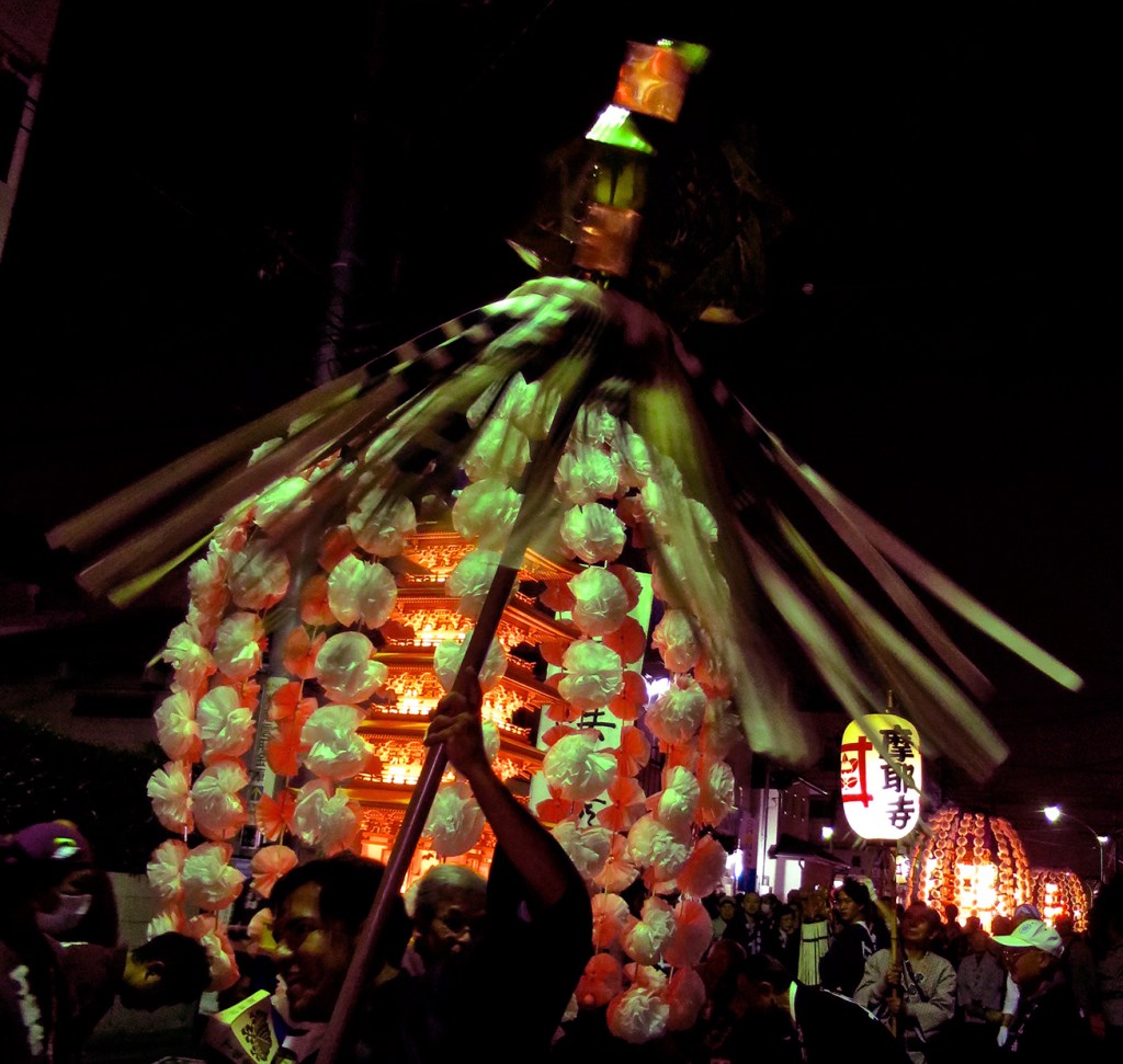 Oeshiki Ikegami parade of ten thousand lanterns in Tokyo