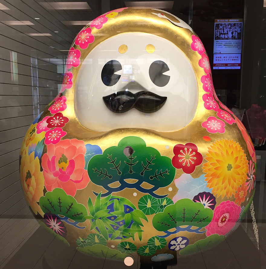 Daruma figure mascot of Kanazawa city