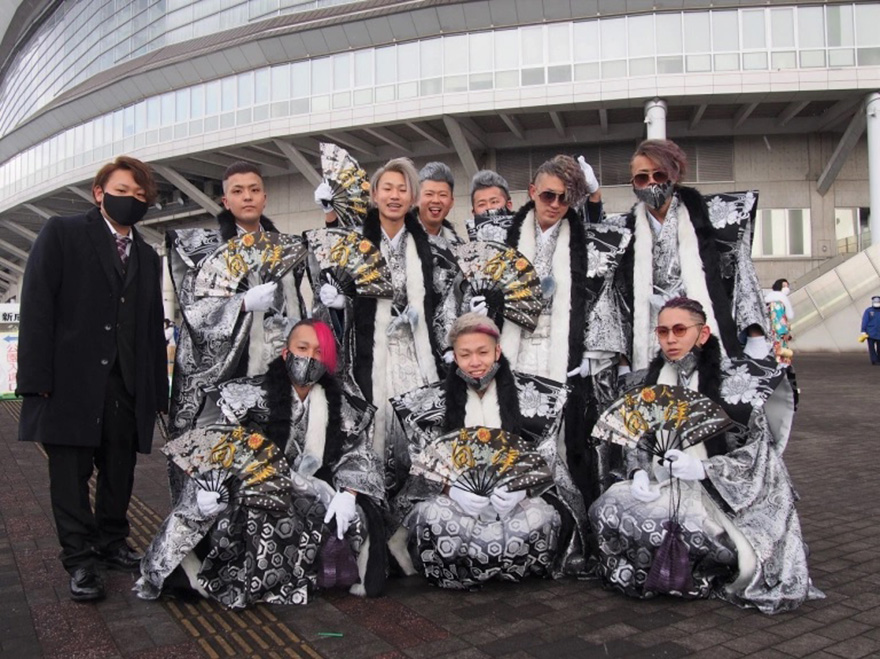 Outlandish costumes on Kitakyushu's Seijinshiki no hi coming of age day from SoraNews24
