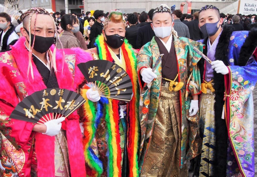 Outlandish costumes on Kitakyushu's Seijinshiki no hi coming of age day from SoraNews24
