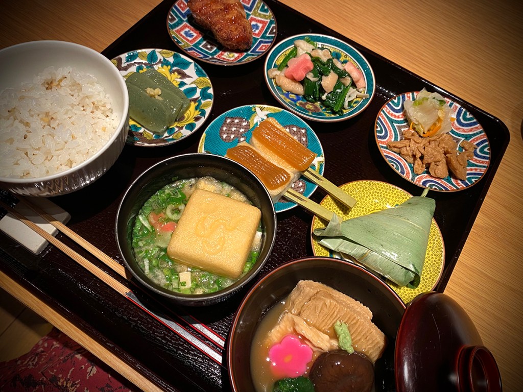 Lunch set at Fumuroya fu restaurant