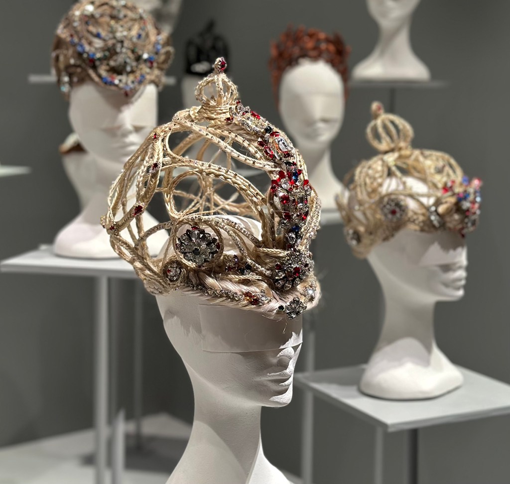 Hair/headpieces by Katsuya Kamo displayed at Kamo Head exhibition