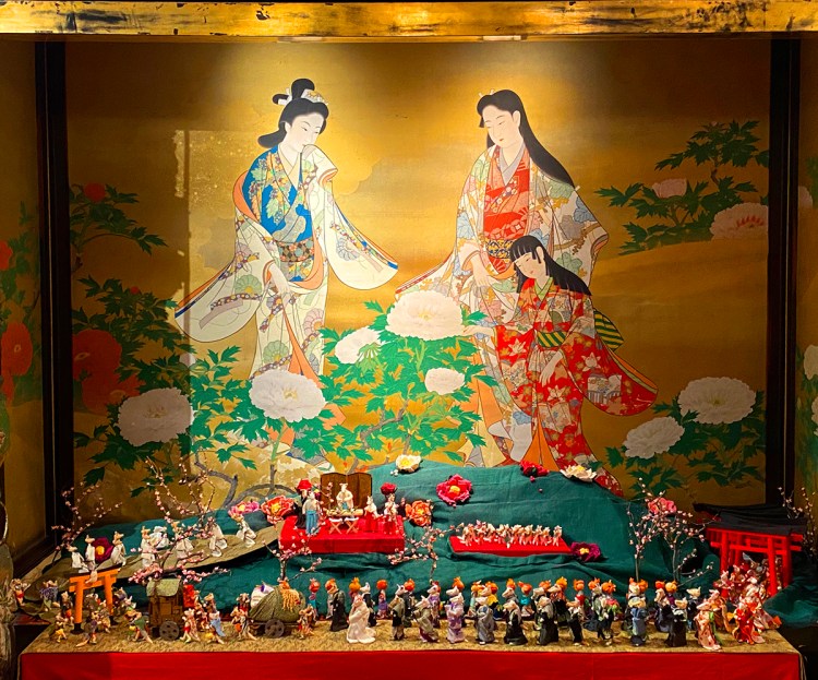 Fox wedding art installation at Hotel Gajoen exhibit "Lucky subjects and Symbols in Japanese Art" by Flower Workshop 猪子庵