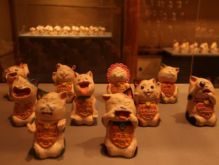 "Every day is a lucky day" art installation at Hotel Gajoen exhibit "Lucky subjects and Symbols in Japanese Art" by Wajin Mori